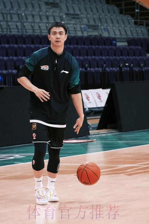 用耐心与支持 等来“满血”赵继伟 用耐心与支持 等来“满血”赵继伟